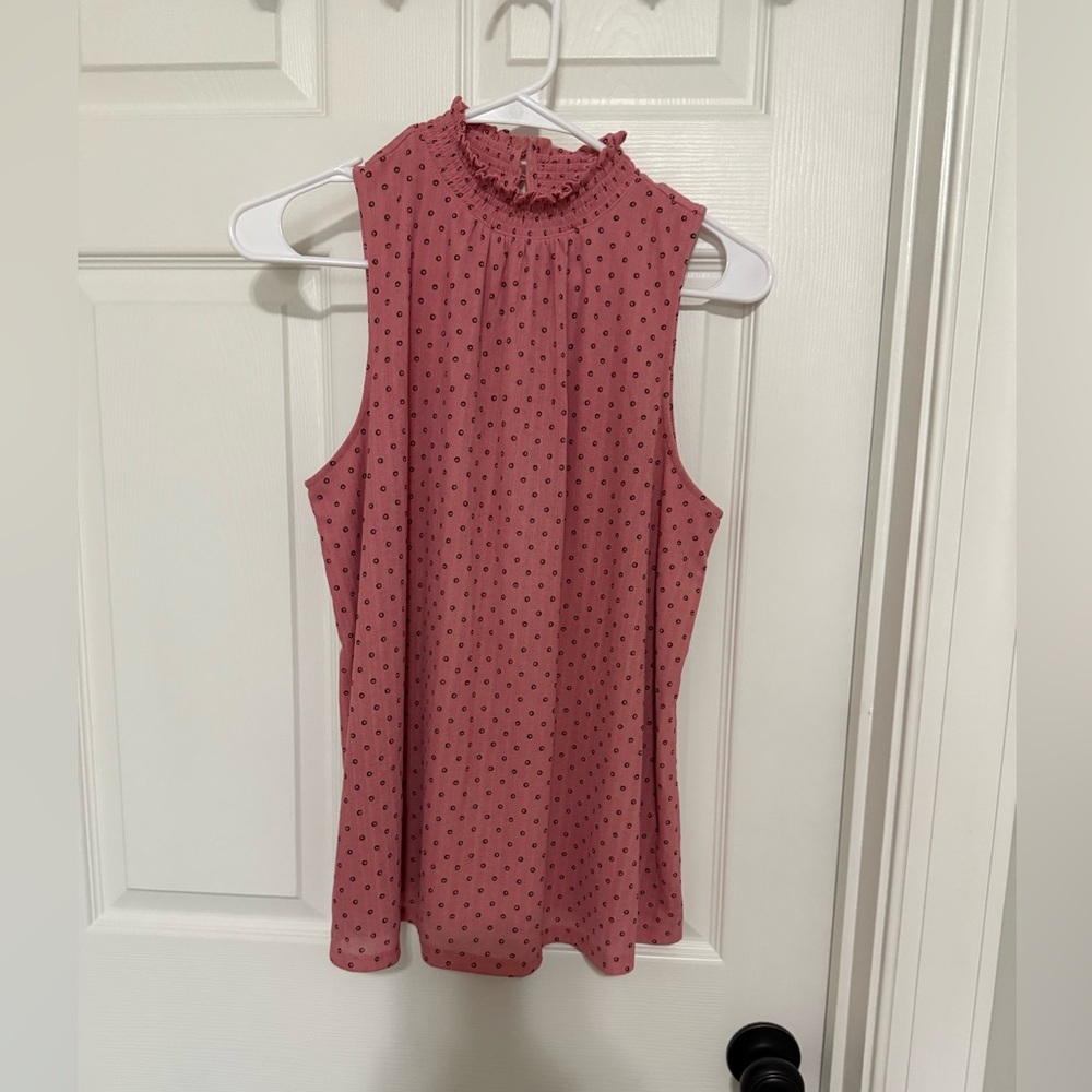 Apt. 9 Rose Sleeveless Blouse with Dot Pattern
